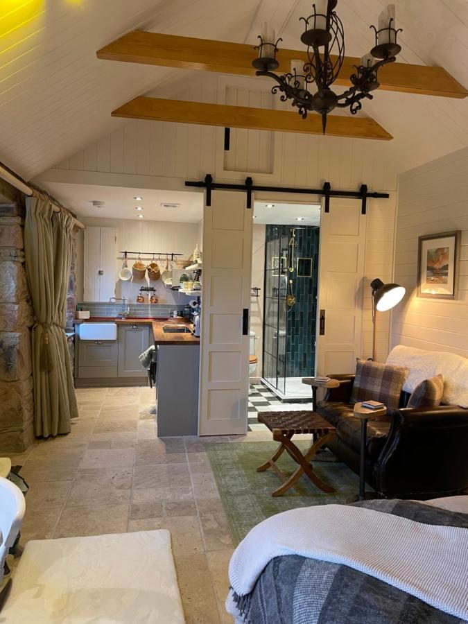 Villa Charming Stone Bothy At Loch Lomond à Luss Extérieur photo
